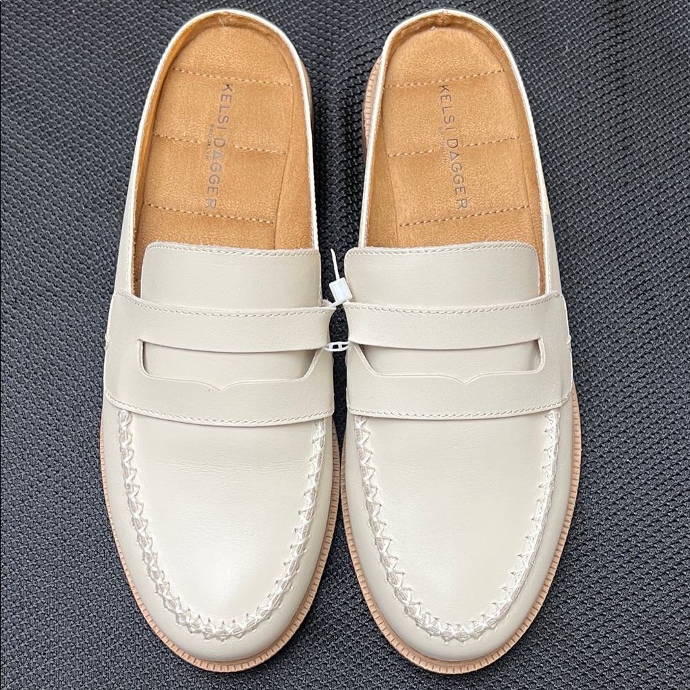 Kelsi Dagger Brooklyn Locke Mule. Women’s size 9